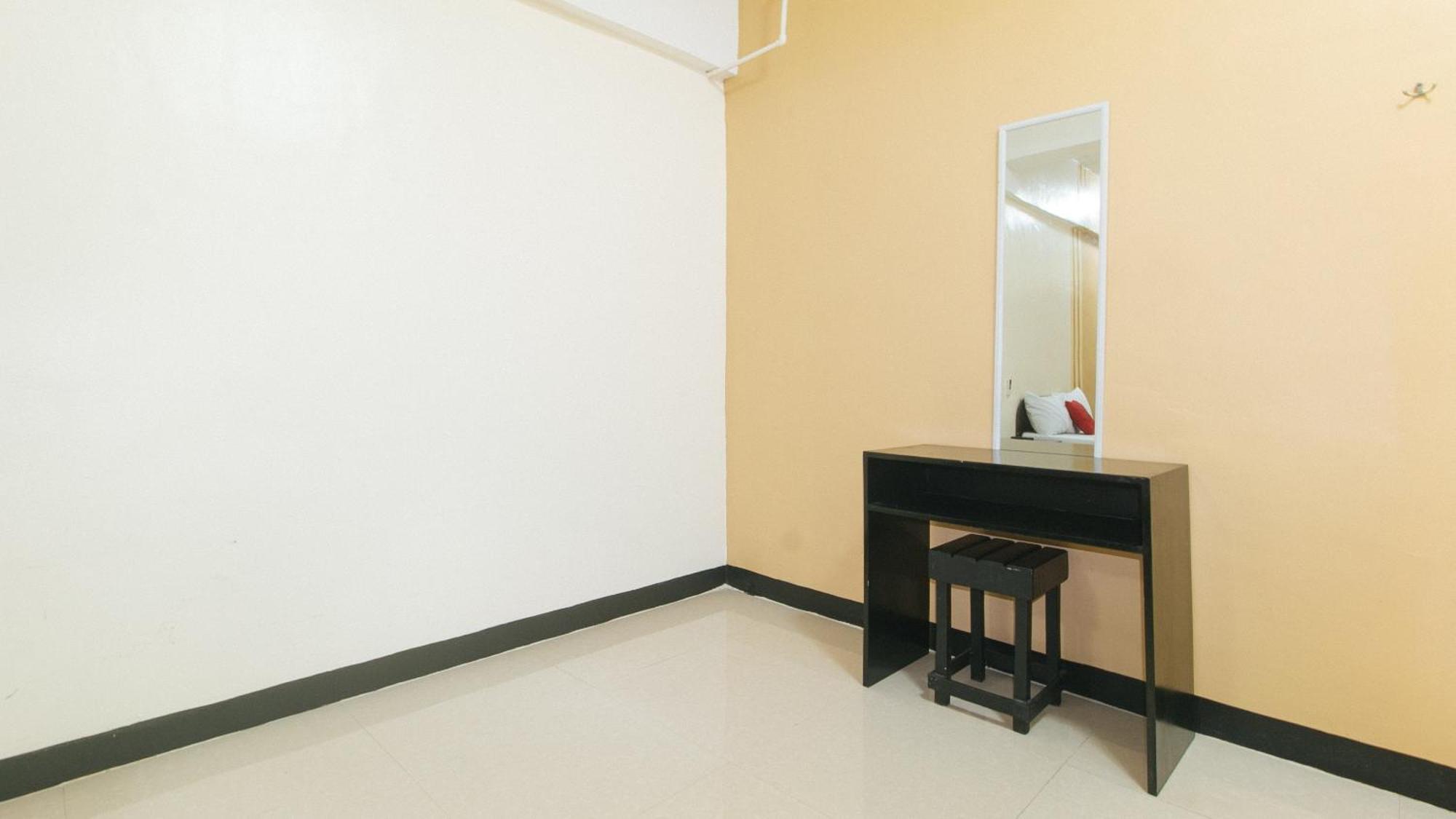 Reddoorz Near Sm City Muntinlupa San Pedro  Dış mekan fotoğraf